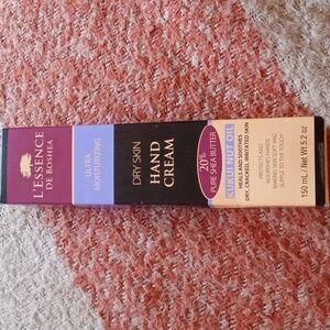 L essence ultra moisturizing dry skin hand cream